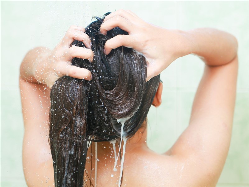 Có nên dùng dầu xả thường xuyên hay không?